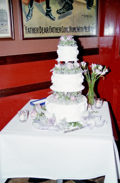 Wedding Cake1.JPG